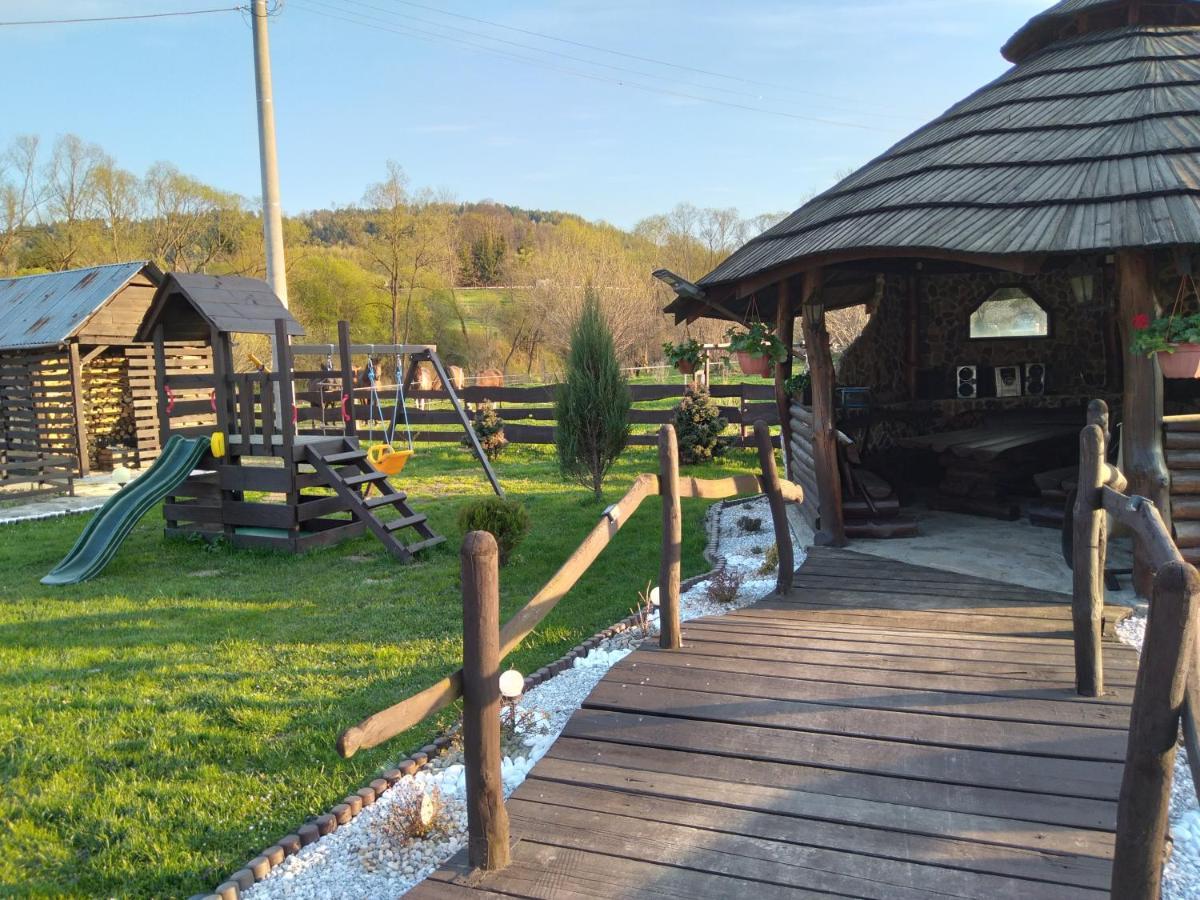 Domek Na Prerii Villa Ustrzyki Dolne Luaran gambar